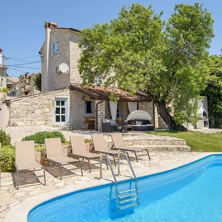 Villa C'est La Vie