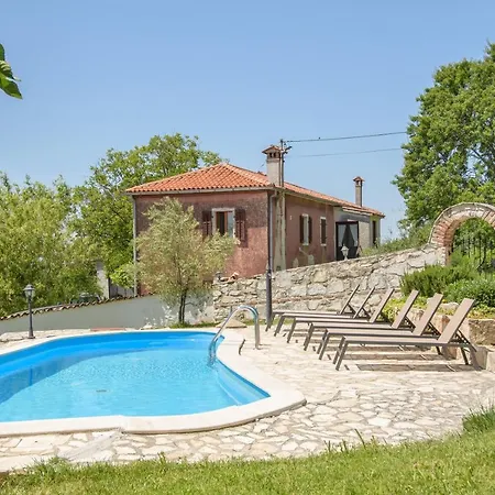C'est La Vie Villa Buje